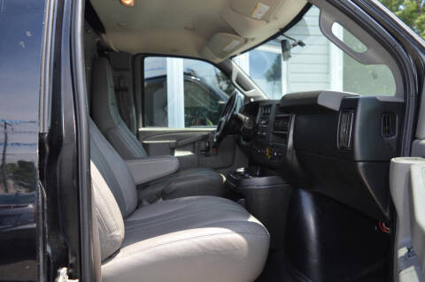 2018 Chevrolet Express 2500