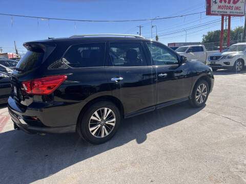 2017 Nissan Pathfinder S