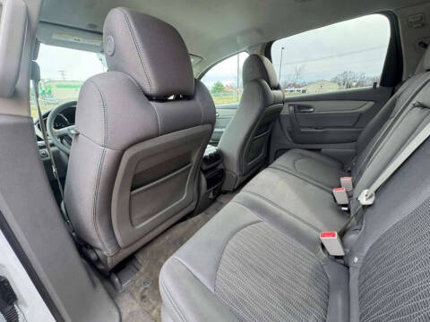 2017 Chevrolet Traverse LS