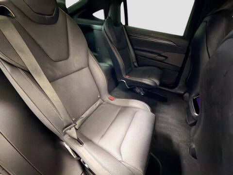 2022 Tesla Model X Plaid