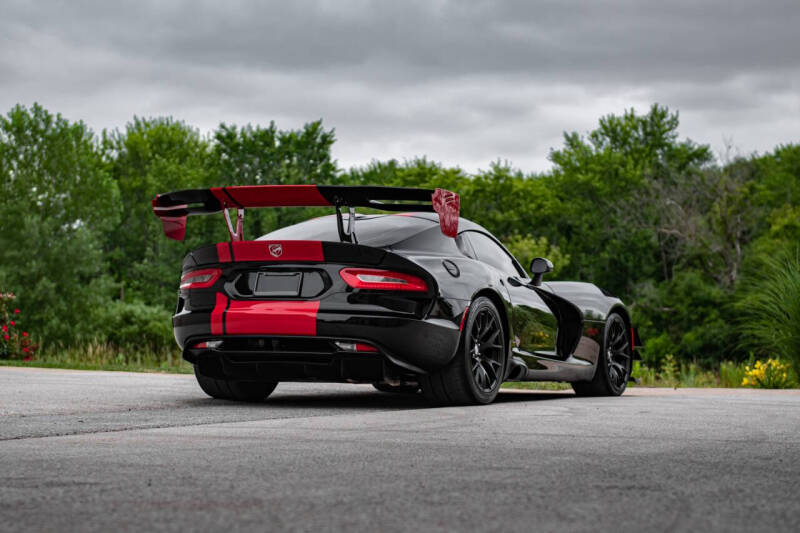 2017 Dodge Viper GTC