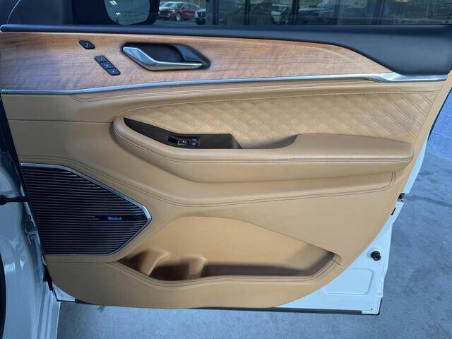 2023 Jeep Grand Cherokee L Summit