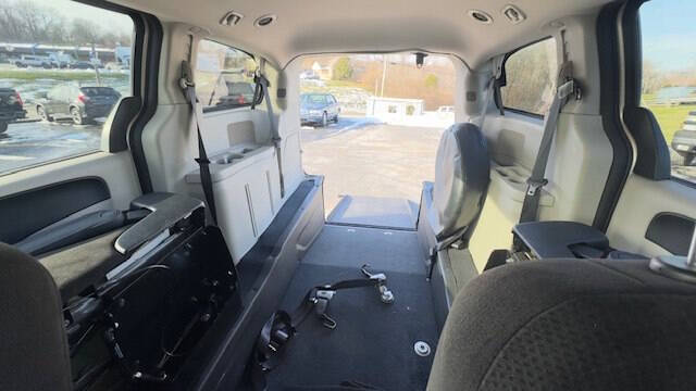 2013 Dodge Grand Caravan SE