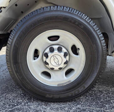 2017 Chevrolet Express 2500