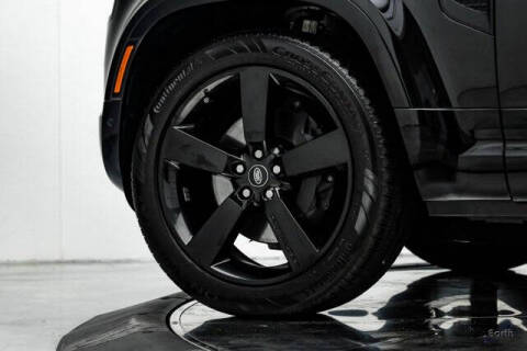 2024 Land Rover Defender 130 P400 X-Dynamic SE