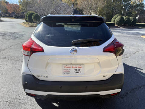 2020 Nissan Kicks SR