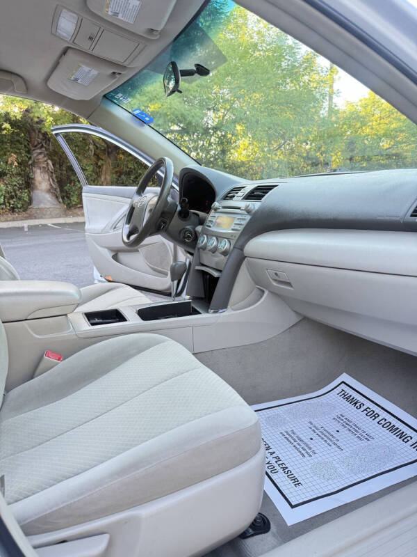 2009 Toyota Camry LE