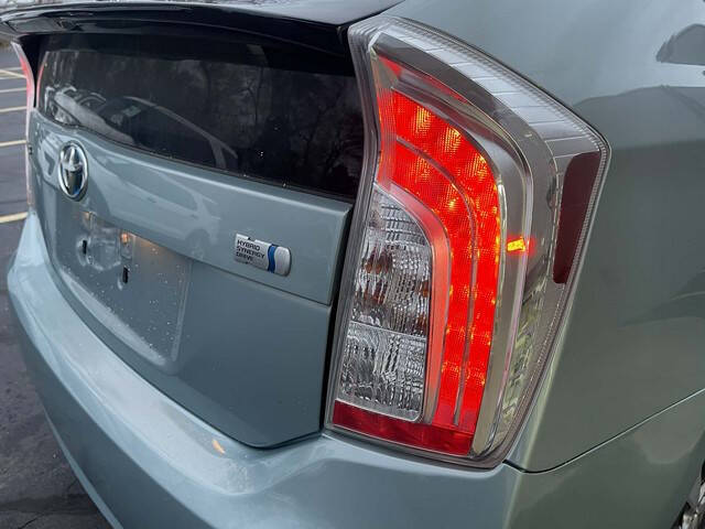 2014 Toyota Prius Five