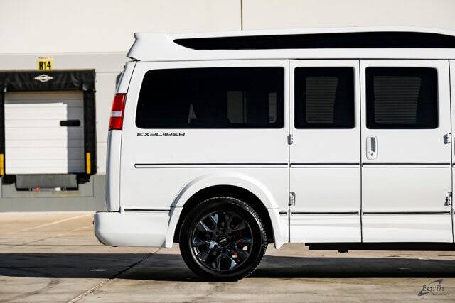 2023 Chevrolet Express 2500