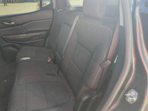 2017 GMC Acadia SLE-2