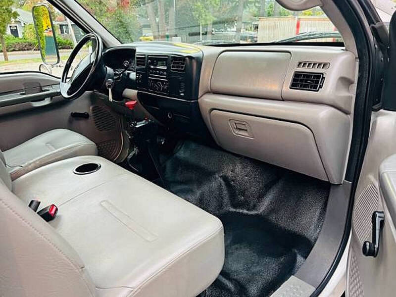 2000 Ford F-650 Super Duty
