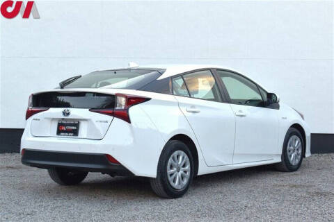 2021 Toyota Prius LE