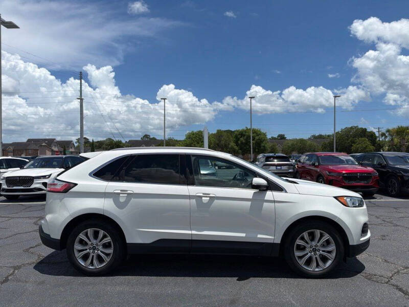 2020 Ford Edge Titanium