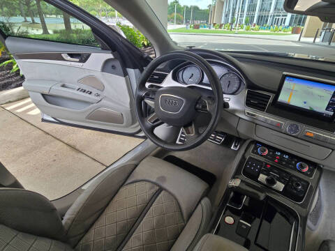 2014 Audi S8 4.0T quattro