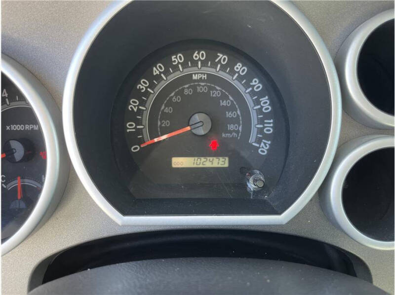 2016 Toyota Sequoia SR5