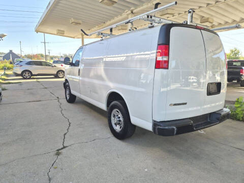 2021 Chevrolet Express 2500