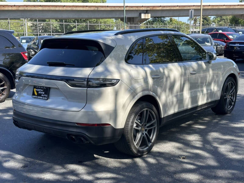 2023 Porsche Cayenne S