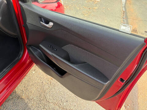 2018 Hyundai Accent SE