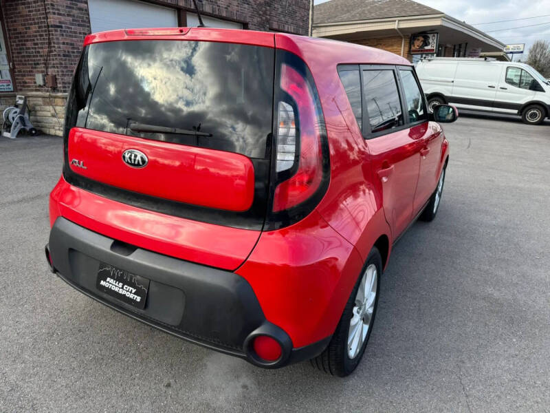 2015 Kia Soul +