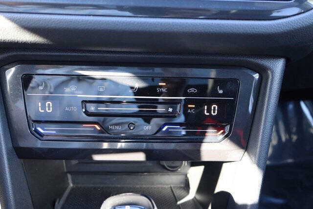 2023 Volkswagen Tiguan SE R-Line Black