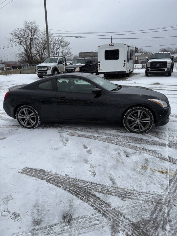 2009 Infiniti G37 Coupe x