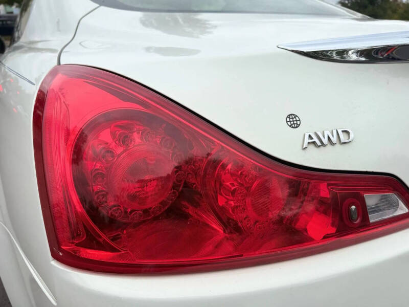 2014 Infiniti Q60 Coupe