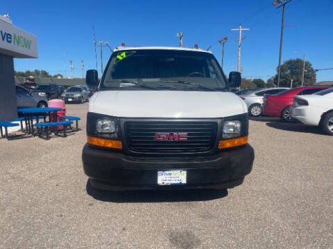 2017 GMC Savana 2500