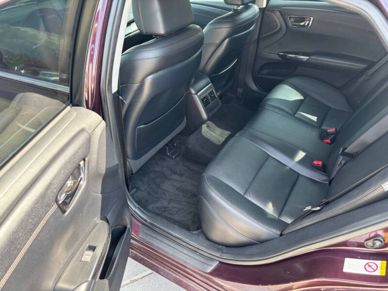 2017 Toyota Avalon XLE