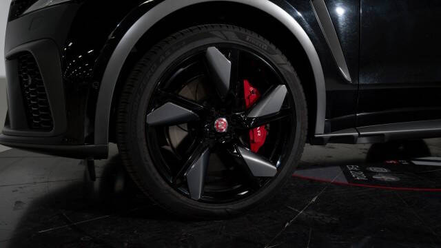 2021 Jaguar F-PACE SVR