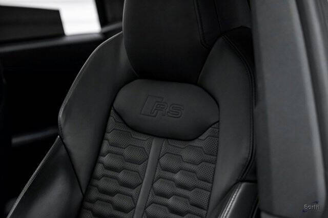 2023 Audi RS Q8 4.0T quattro