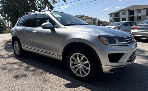 2016 Volkswagen Touareg for sale at USA AUTO CENTER in Austin TX