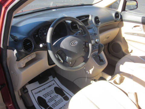 2008 Kia Rondo LX