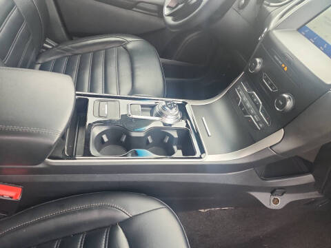 2020 Ford Edge SEL