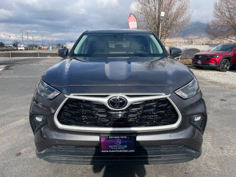 2024 Toyota Highlander LE