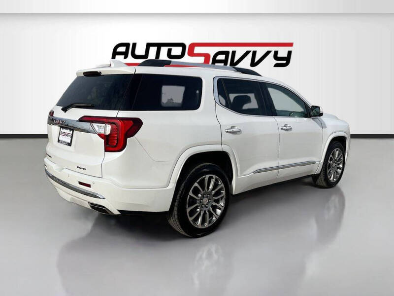 2022 GMC Acadia Denali