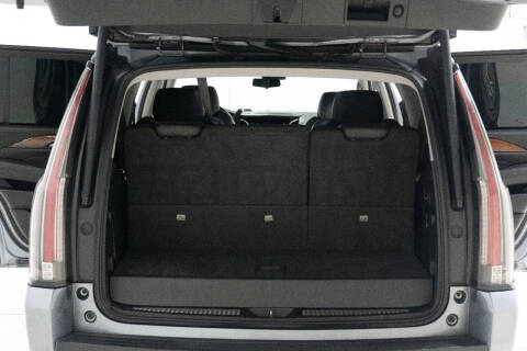 2020 Cadillac Escalade Luxury