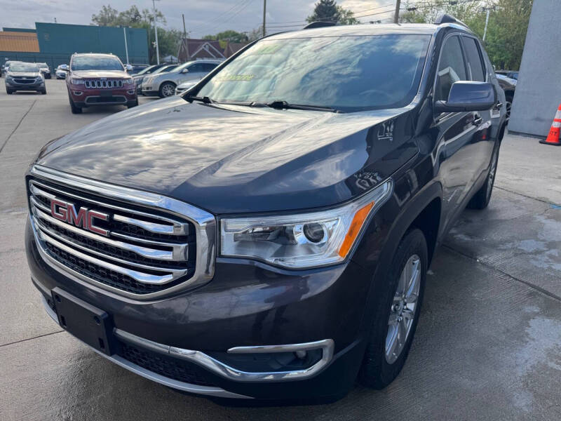 2017 GMC Acadia SLE-2