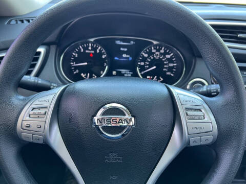 2015 Nissan Rogue SV