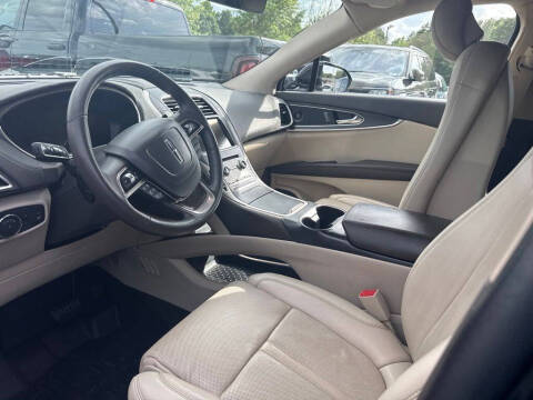 2019 Lincoln Nautilus Reserve