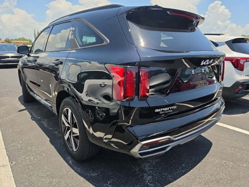 2023 Kia Sorento S