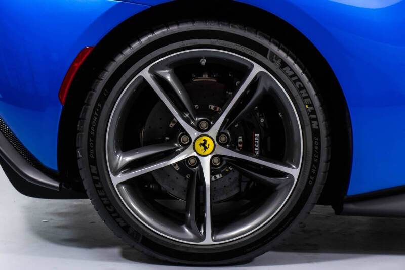 2024 Ferrari 296 GTS