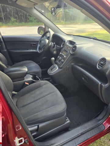 2010 Kia Rondo