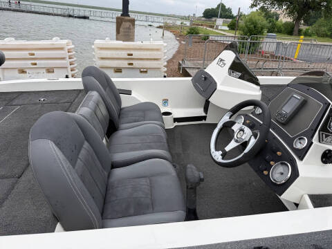 2016 Stratos 176 VLO