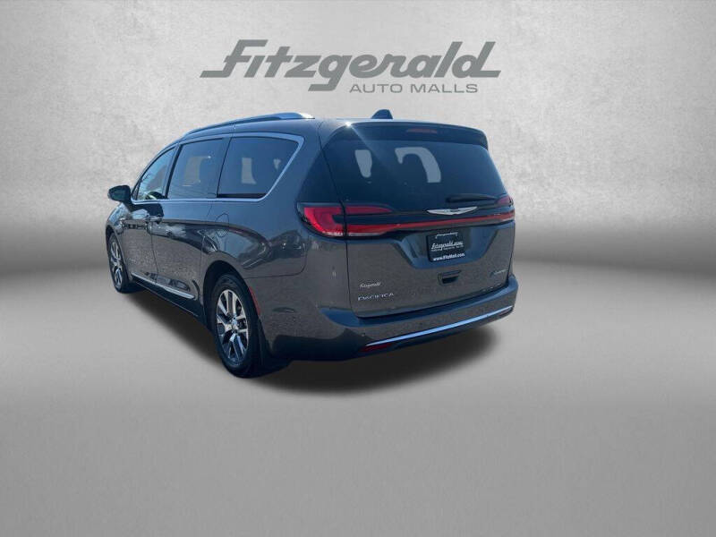 2023 Chrysler Pacifica Plug-In Hybrid Pinnacle