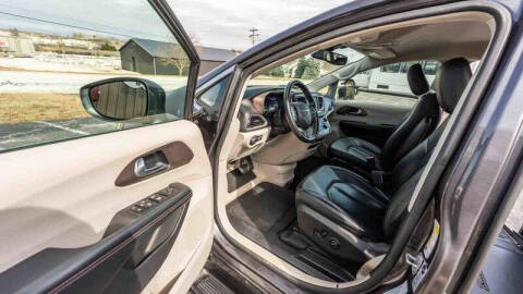 2019 Chrysler Pacifica Touring L