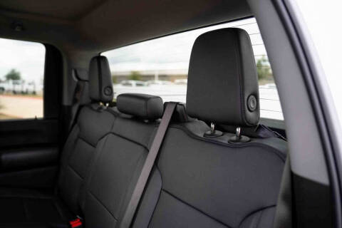 2025 GMC Sierra 2500HD Pro