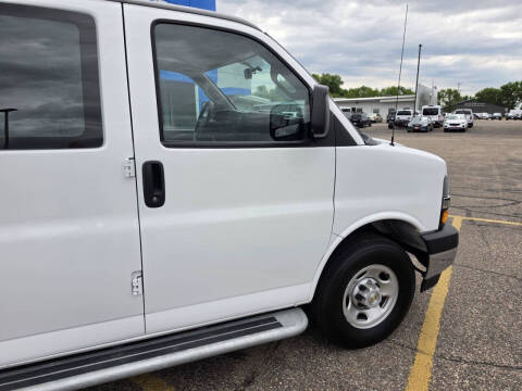 2024 Chevrolet Express 2500