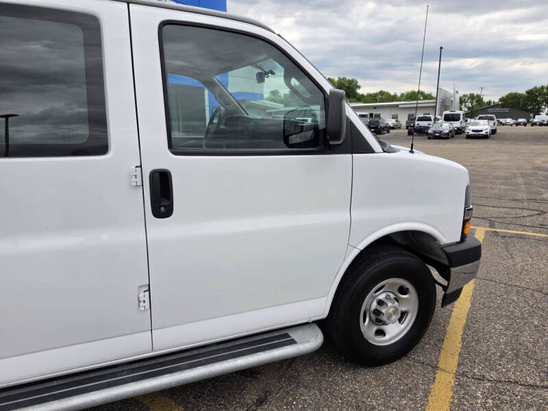 2024 Chevrolet Express 2500