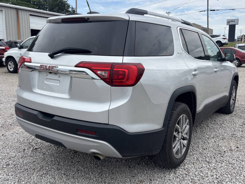 2017 GMC Acadia SLE-2