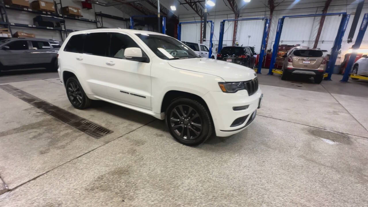 2018 Jeep Grand Cherokee for sale at Victoria Auto Sales in Victoria, MN